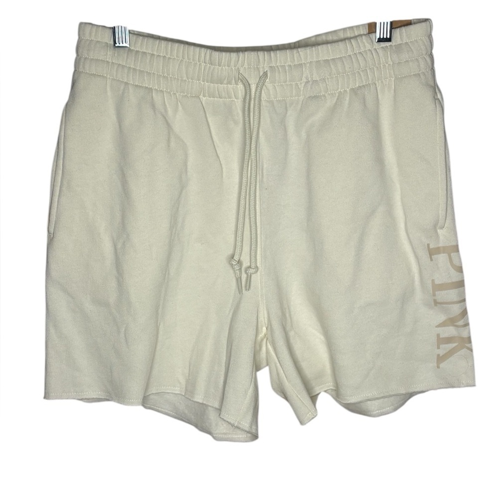 NWT Pink by Victoria’s Secret every fleece sweat shorts size medium